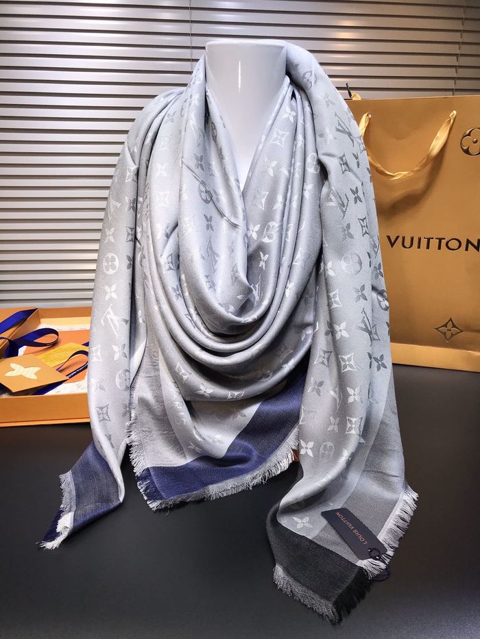 Louis Vuitton Scarf LV00114